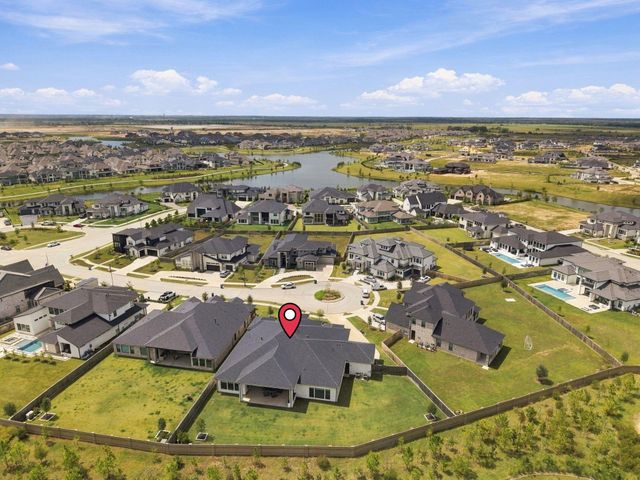 11114 Openwood Lands Lane, Cypress, TX 77433