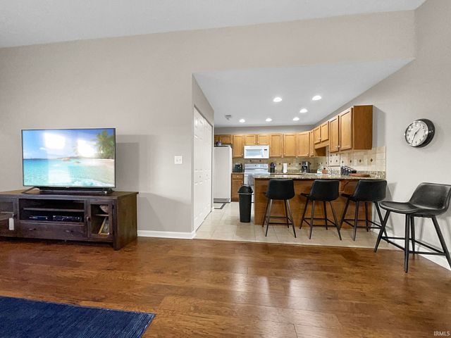 6312 Alex Lane, Evansville, IN 47715