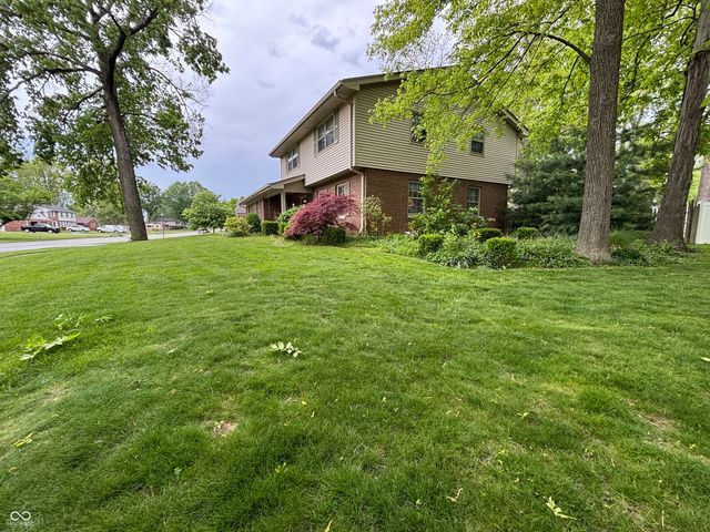 1525 South Drive, Columbus, IN 47201