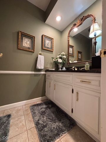 1525 South Drive, Columbus, IN 47201