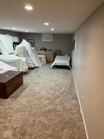 1525 South Drive, Columbus, IN 47201