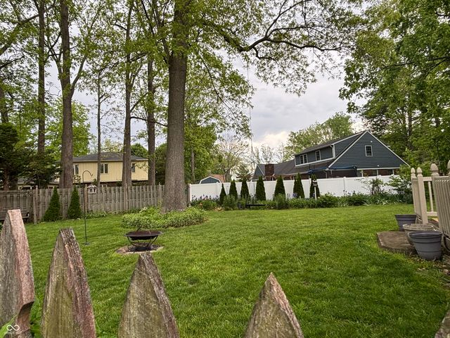 1525 South Drive, Columbus, IN 47201