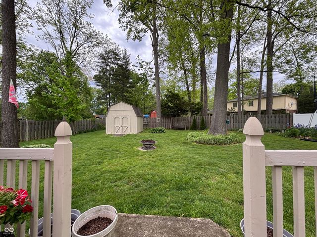 1525 South Drive, Columbus, IN 47201