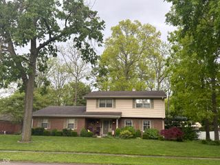 1525 South Drive, Columbus, IN 47201