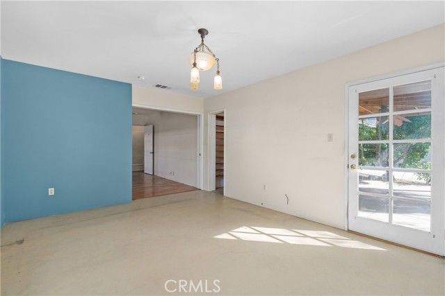 6735 De Anza, Riverside, CA 92506