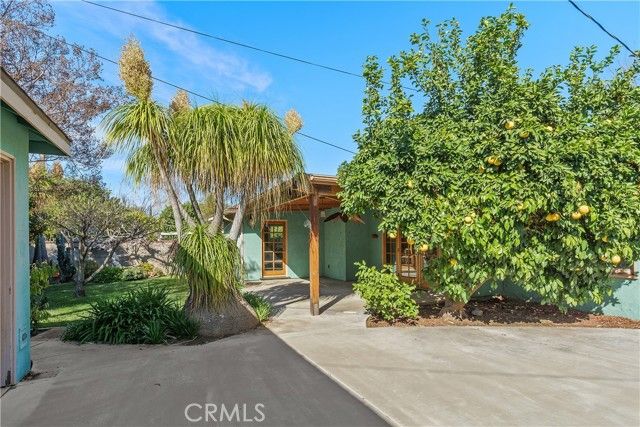 6735 De Anza, Riverside, CA 92506