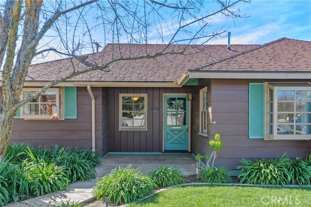 6735 De Anza, Riverside, CA 92506