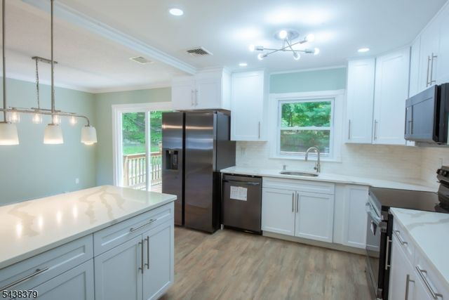 504 Edith Rd, Roxbury Twp., NJ 07850