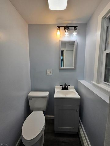 504 Edith Rd, Roxbury Twp., NJ 07850