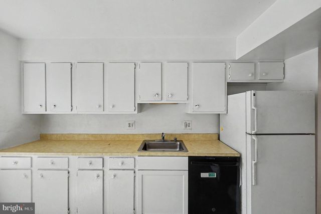 6545 GREYLEDGE CT, Alexandria, VA 22310