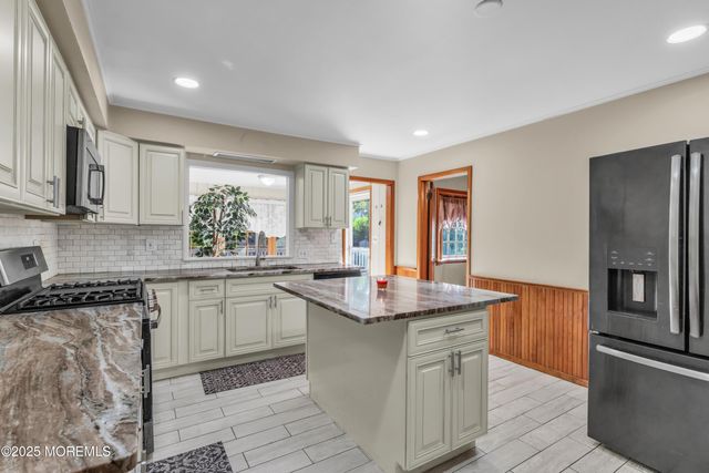 1 Memorial Drive, East Brunswick, NJ 08816