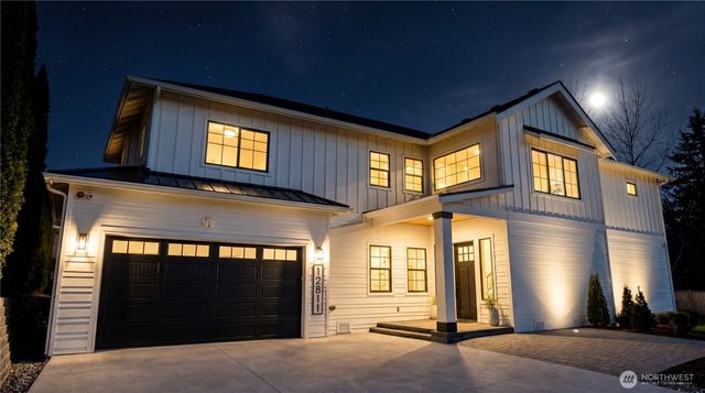 12811 SE 44th Place, Bellevue, WA 98006