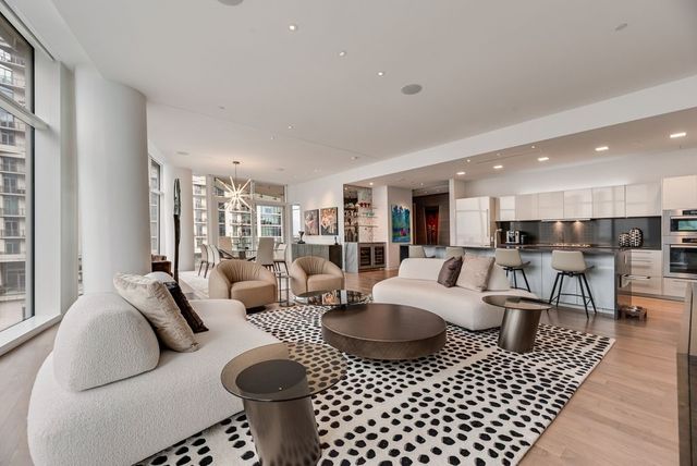1918 Olive Street 1002, Dallas, TX 75201