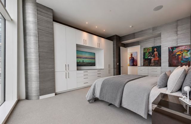 1918 Olive Street 1002, Dallas, TX 75201