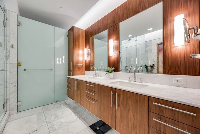 1918 Olive Street 1002, Dallas, TX 75201