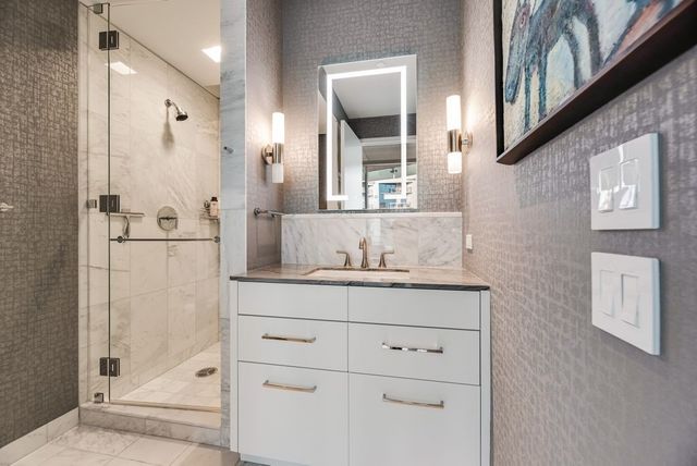 1918 Olive Street 1002, Dallas, TX 75201