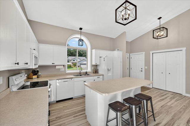 11166 Nikolas Avenue SE, Becker, MN 55308