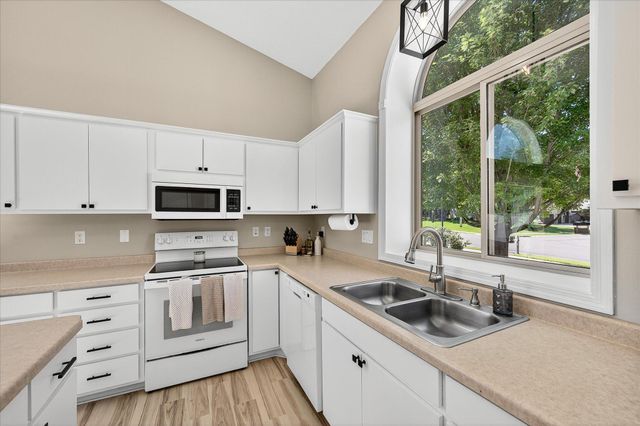 11166 Nikolas Avenue SE, Becker, MN 55308