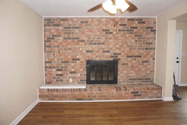 300 Clark ST, Bald Knob, AR 72010