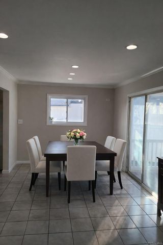 50 Ann Drive E, Freeport, NY 11520