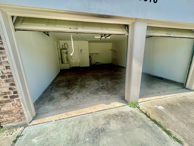 19318 Gagelake Lane, Houston, TX 77084