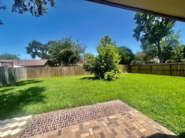 19318 Gagelake Lane, Houston, TX 77084