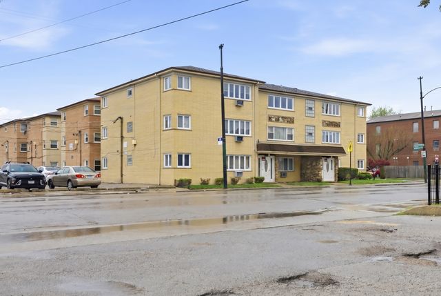 6555 W Belmont Avenue 3W, Chicago, IL 60634