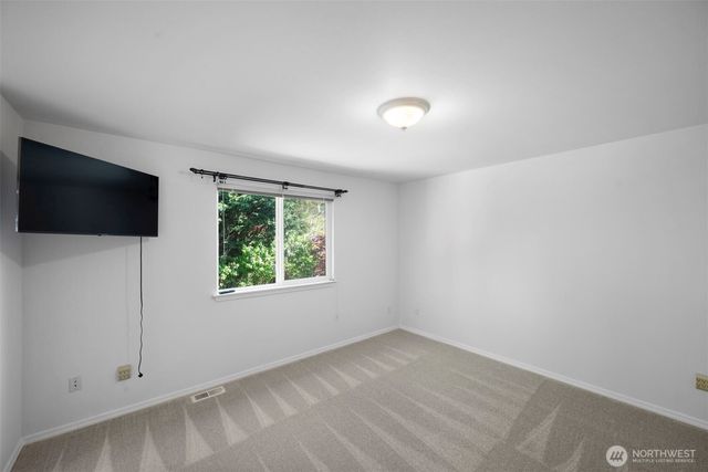 19312 76th Place NE, Kenmore, WA 98028