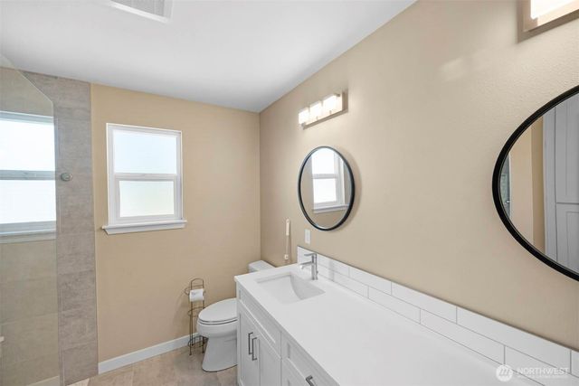 19312 76th Place NE, Kenmore, WA 98028
