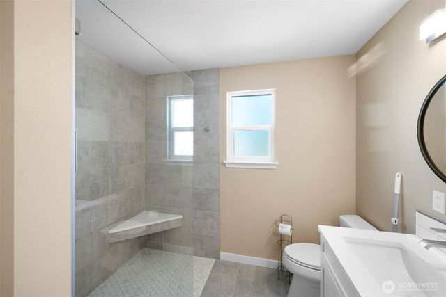 19312 76th Place NE, Kenmore, WA 98028