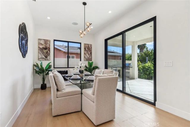 8006 Lloyd Avenue, North Hollywood, CA 91605