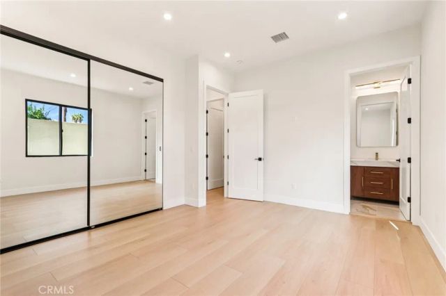 8006 Lloyd Avenue, North Hollywood, CA 91605