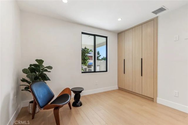 8006 Lloyd Avenue, North Hollywood, CA 91605