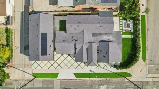 8006 Lloyd Avenue, North Hollywood, CA 91605