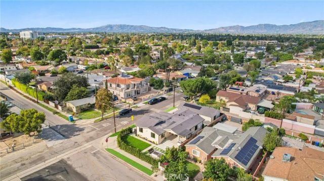 8006 Lloyd Avenue, North Hollywood, CA 91605