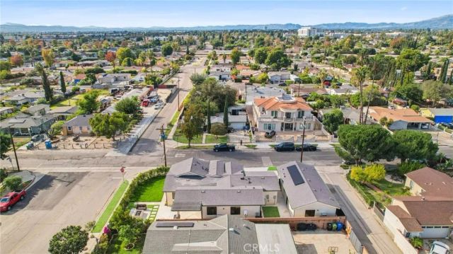 8006 Lloyd Avenue, North Hollywood, CA 91605