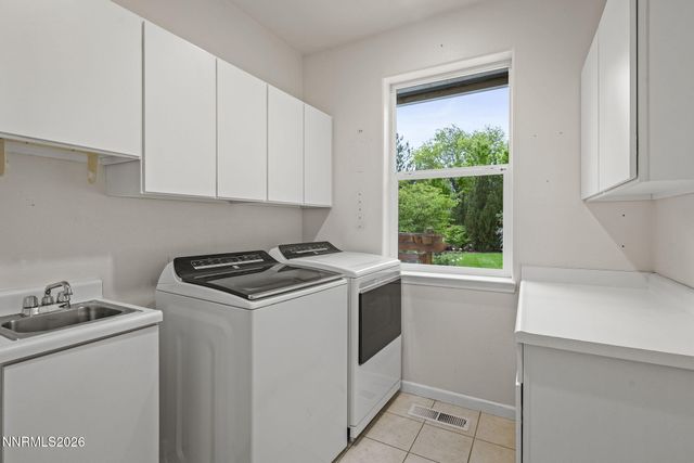 30 Ocelet Way, Reno, NV 89511