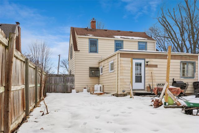 1225 Marston Avenue, Ames, IA 50010