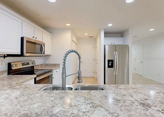 7211 MERLOT SIENNA AVENUE, Gibsonton, FL 33534