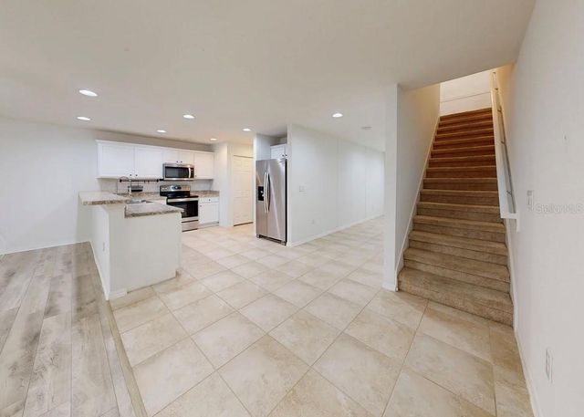 7211 MERLOT SIENNA AVENUE, Gibsonton, FL 33534