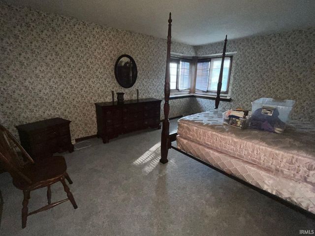 51561 Teasdale Court, South Bend, IN 46637