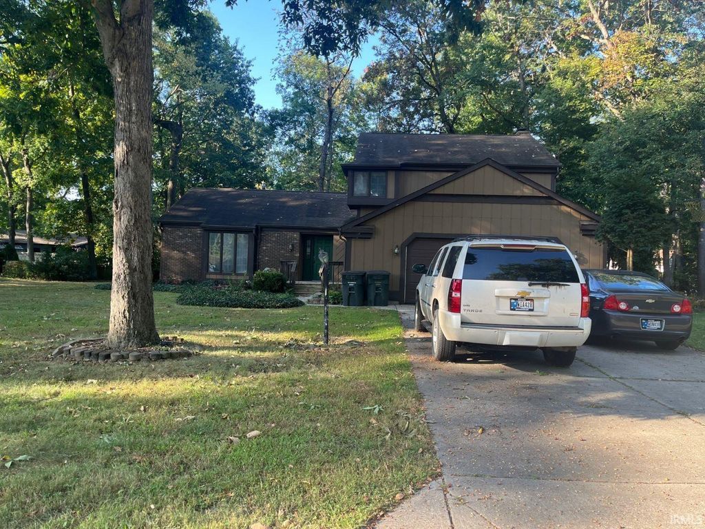 51561 Teasdale Court, South Bend, IN 46637