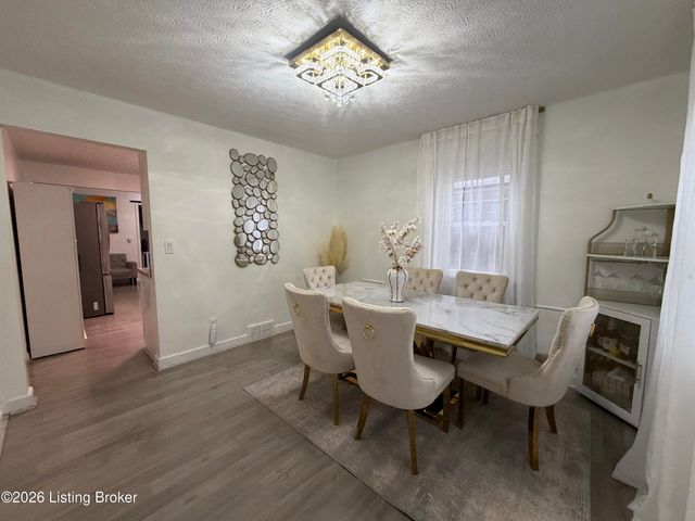 3345 Pioneer Trail, Pioneer Village, KY 40165