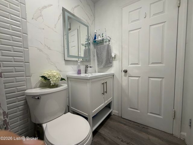 3345 Pioneer Trail, Pioneer Village, KY 40165