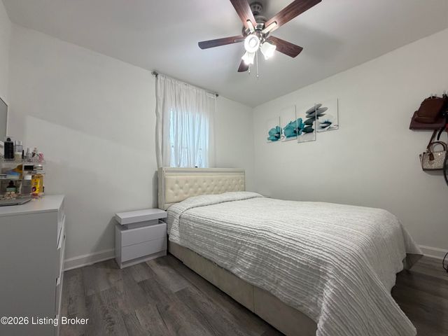 3345 Pioneer Trail, Pioneer Village, KY 40165