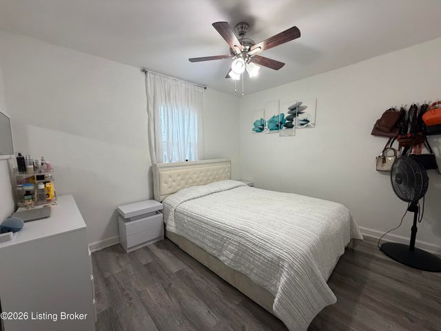 3345 Pioneer Trail, Pioneer Village, KY 40165