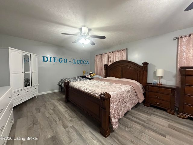 3345 Pioneer Trail, Pioneer Village, KY 40165