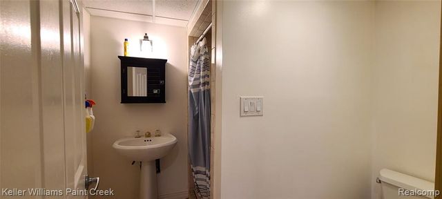 44820 Yorkshire Drive, Novi, MI 48375