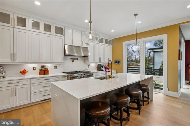 4055 THORNTON, Annandale, VA 22003