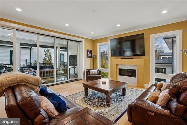 4055 THORNTON, Annandale, VA 22003